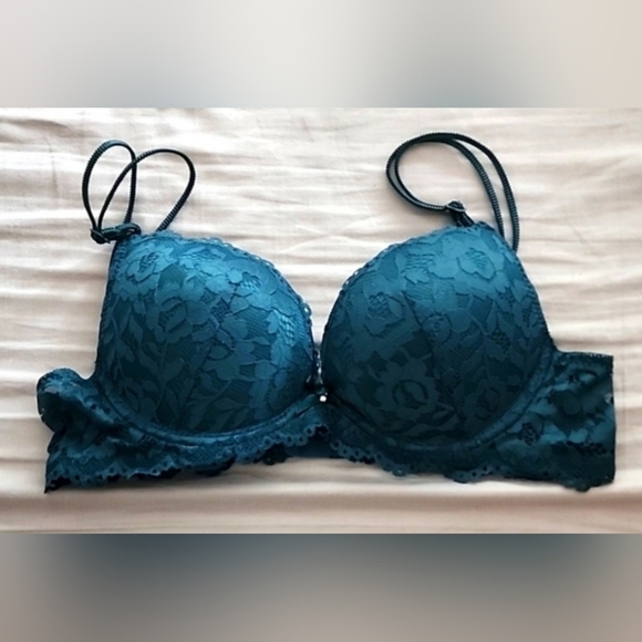 New SHEIN Blue Lace Push Up Bra and Matching Panties - Picture 2 of 7